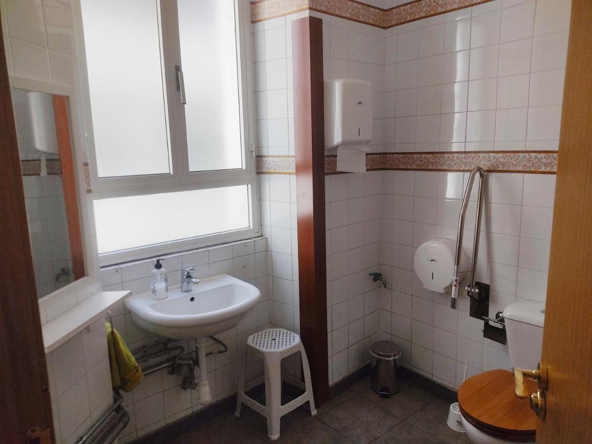 Albergue Santos Santiago de Compostela Bagian luar foto